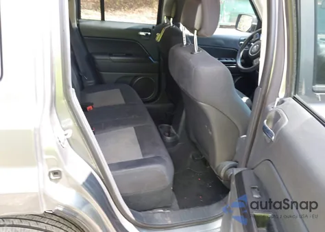 2011 Jeep Patriot Sport из США, поврежденный, VIN 1J4NT1GA1BD289347